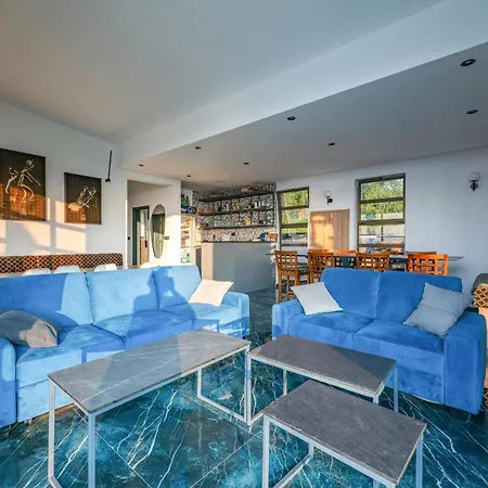 Natalijina Ramonda Villa