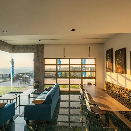 Natalijina Ramonda Villa *